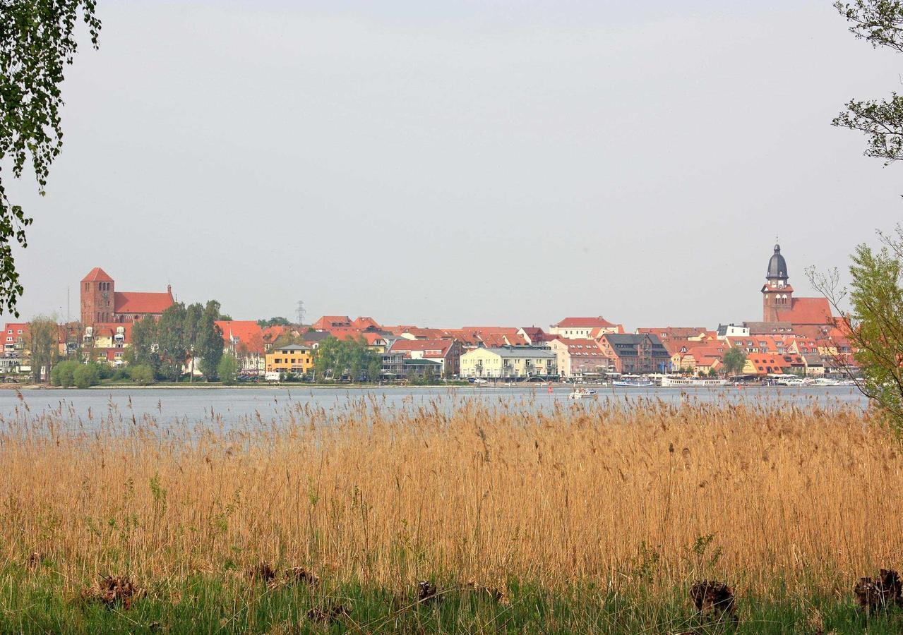 Ferienhaus Mit Separater Wohnung Waren See 9441 Exteriér fotografie